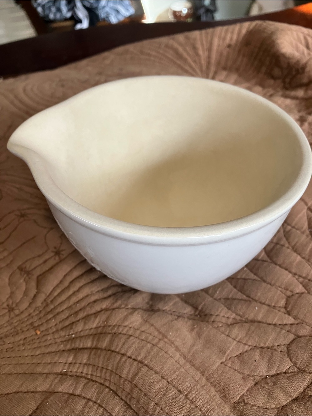 Handmade White Ceramic Sauce Bowl with Prominent Pour Spout